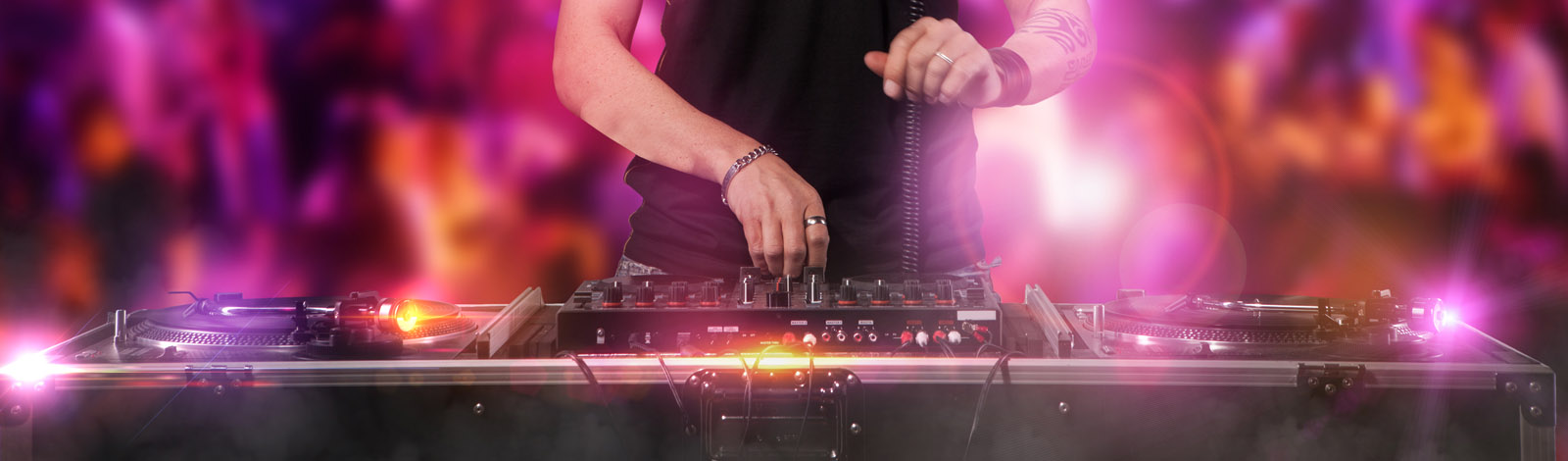 DJ030-DJ-Berlin-Potsdam-Event-Firmenfeier-Hochzeit-Geburtstag-DJ_buchen-Slider2